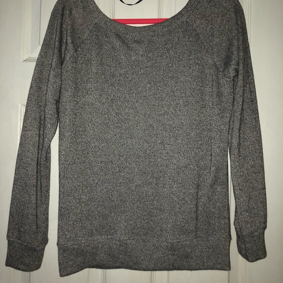“Volcom Stone 91” Grey Scoop Neck Sweater - Picture 4 of 4
